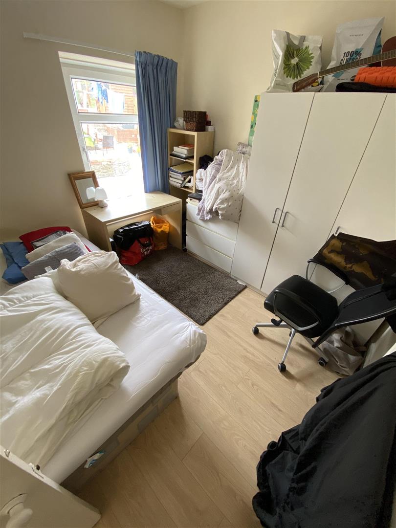 Flat Queen Street in Pontypridd