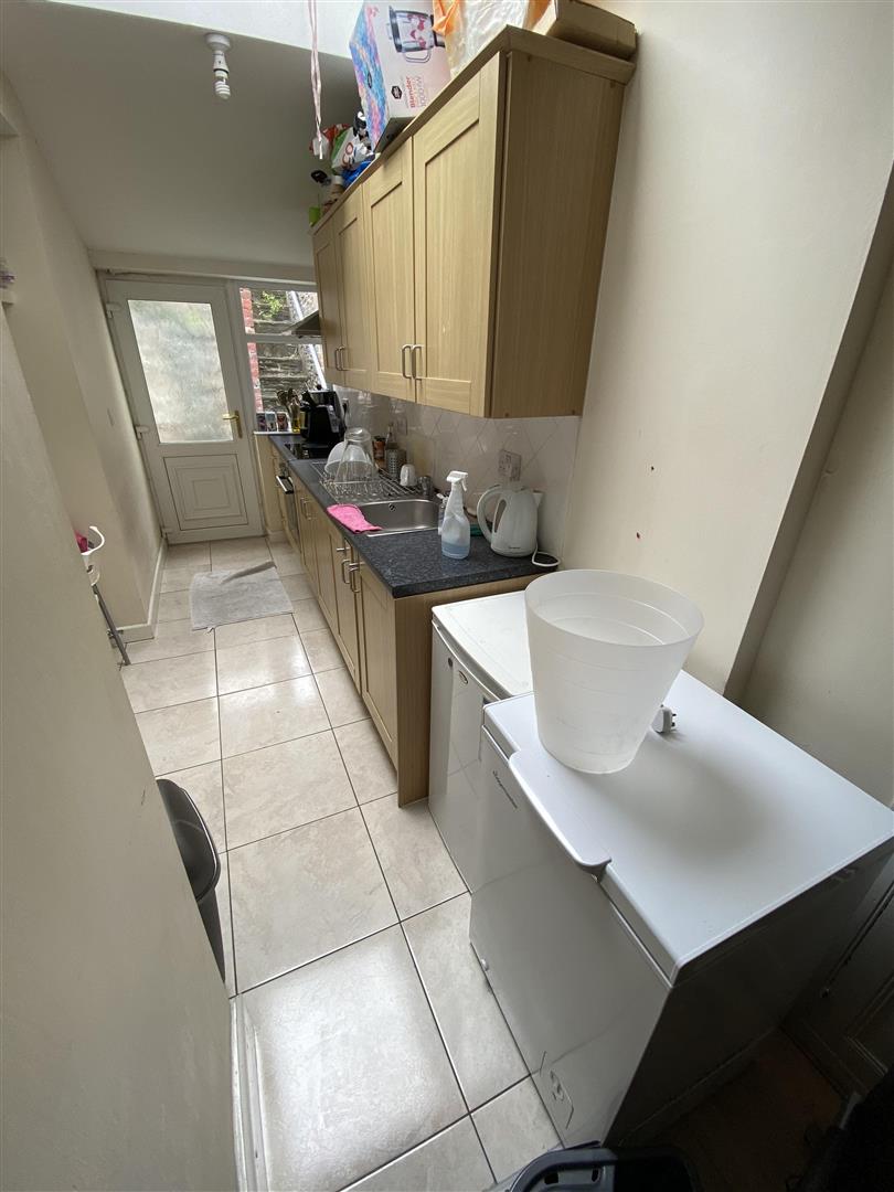 Flat Queen Street in Pontypridd