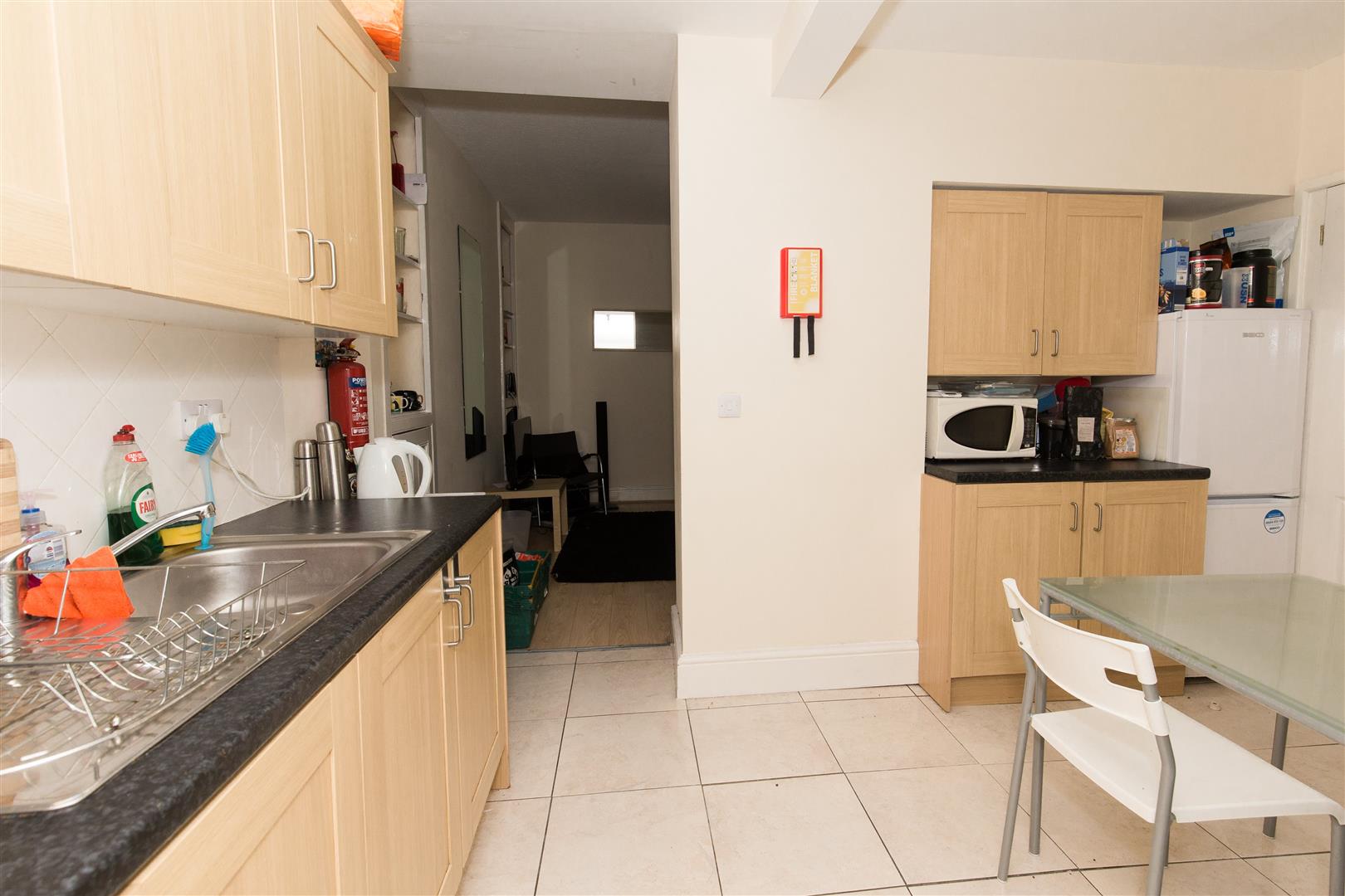 Flat Queen Street in Pontypridd