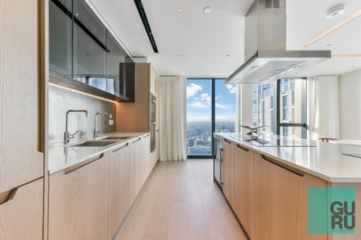 Flat Nine Elms Lane in Greater London