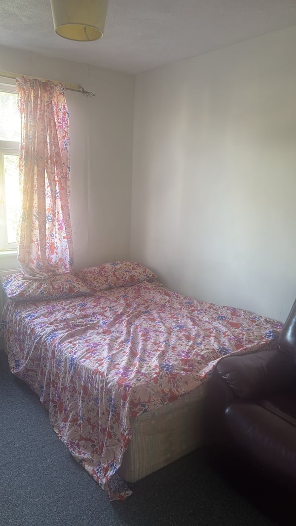 Room Waddon Park Avenue in Greater London