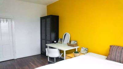 Room Tennyson Street in Greater London
