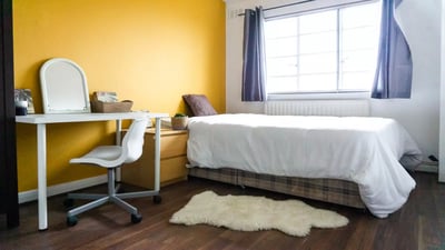Room Tennyson Street in Greater London