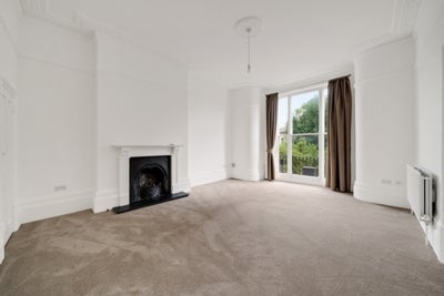 Flat Granville Park in Greater London
