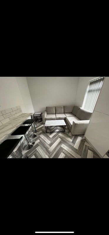 Room Harwell Close in Middlesbrough