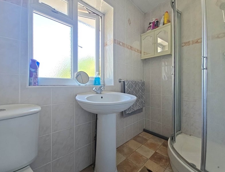 Room Harcourt Drive in Reading