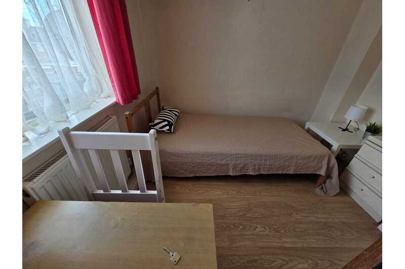 Room Kent Avenue in Bridgwater