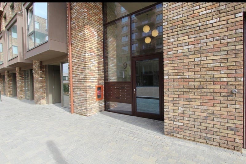Room Frobisher Yard in Greater London