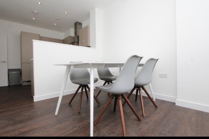 Room Frobisher Yard in Greater London
