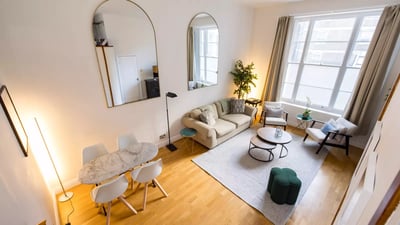 Flat Roland Gardens in Greater London