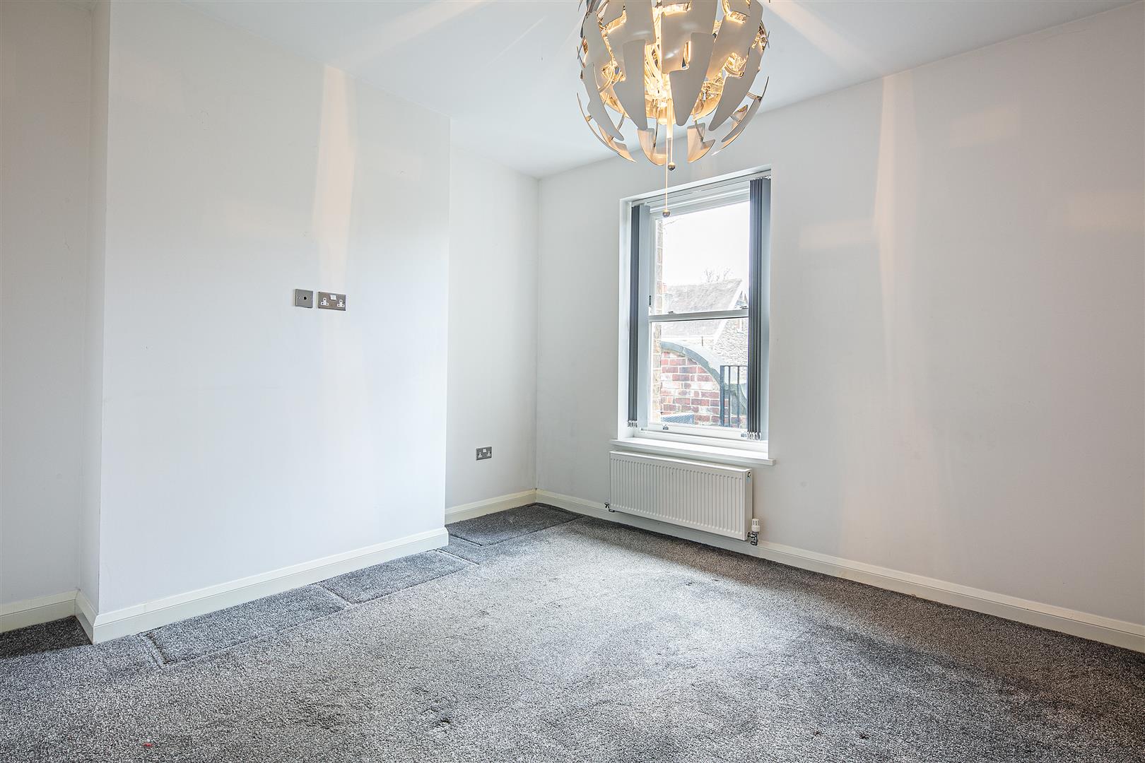 Flat Thornsett Road in Sheffield