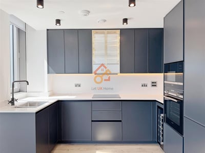 Flat Bollinder Place in London