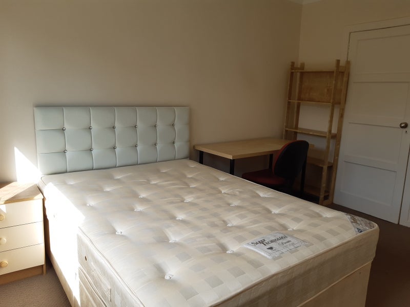 Room Rankin Avenue in City of Edinburgh