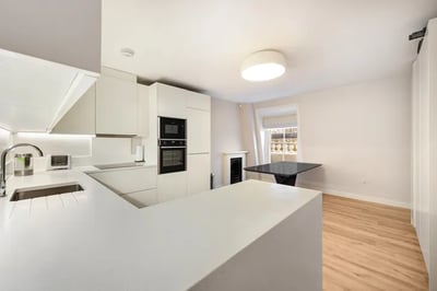 Flat Cranley Gardens in Greater London