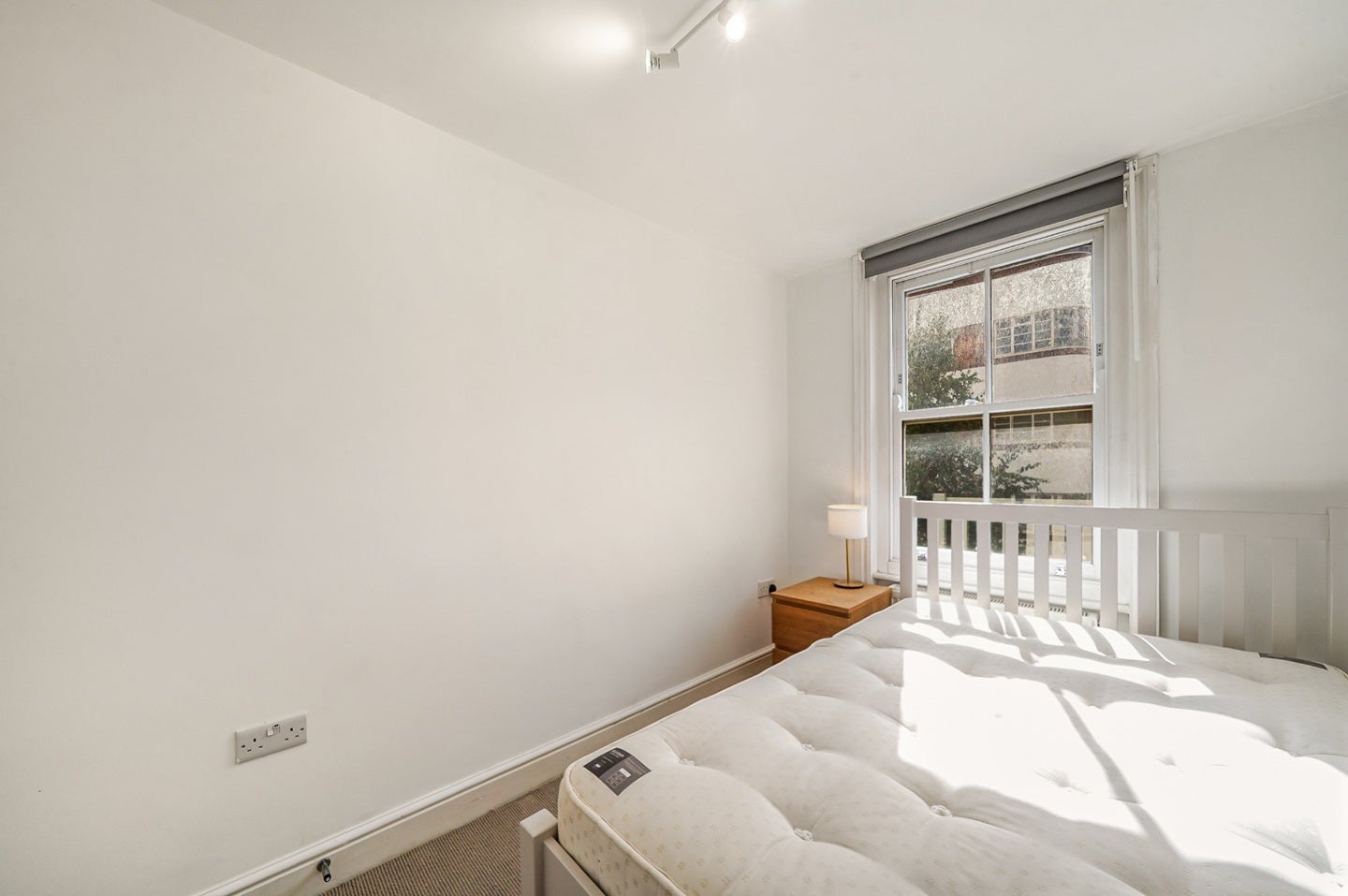 Flat Arlington Road in Greater London