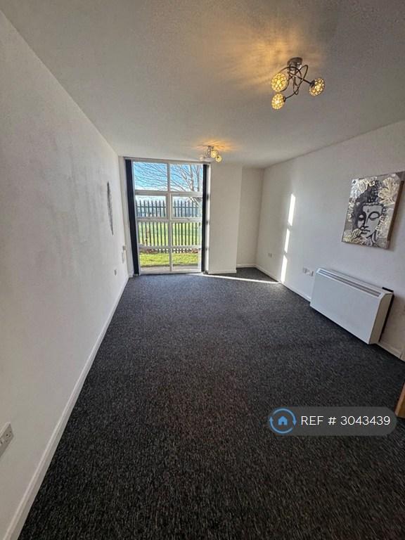 Flat King Street in Tameside