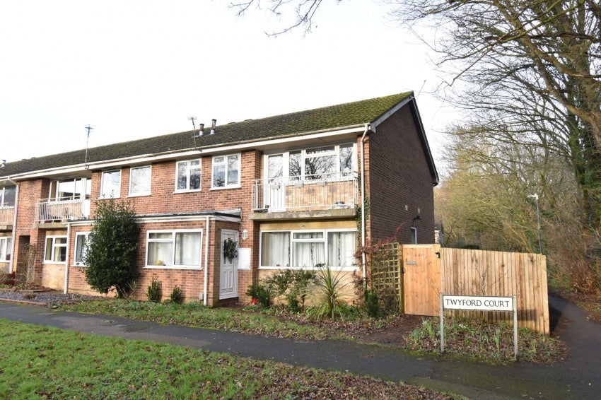 Flat Newenden Close in Maidstone