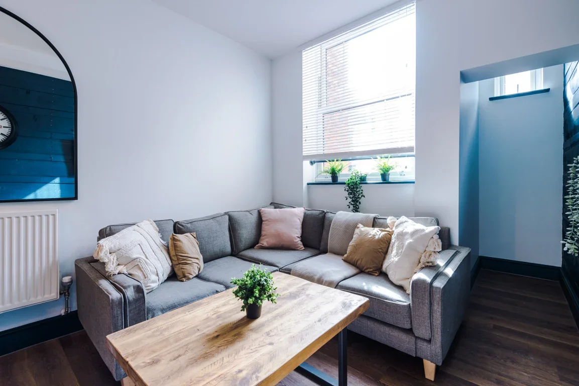 Flat Welford Road in Leicester