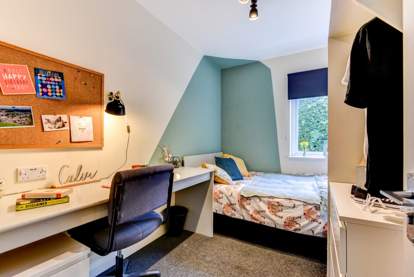 Flat Ashurst Road in Brighton