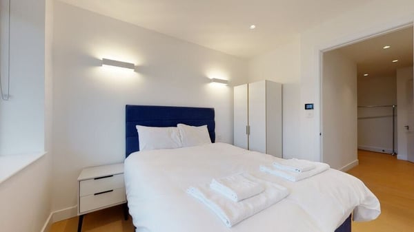 Flat Great West Road in Greater London
