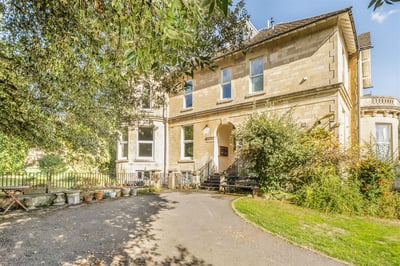Flat Bennett Street in Bath