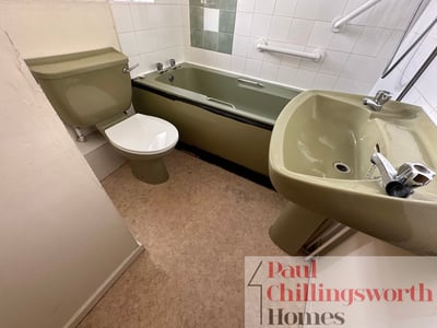 House Ainsdale Close in Coventry