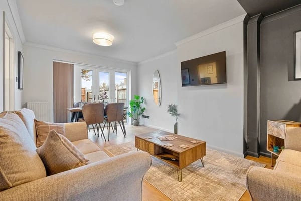 House Montague Road in Rugby