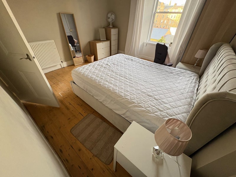 Room South Clerk Street in City of Edinburgh