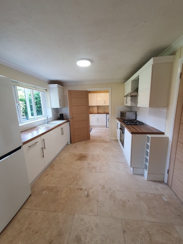 Room Kings Close in Greater London
