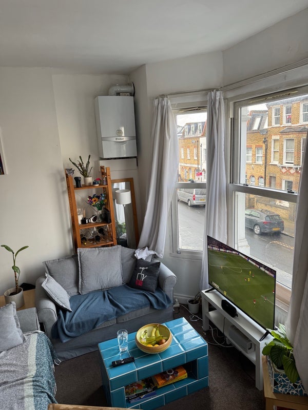 Room Disraeli Road in Greater London