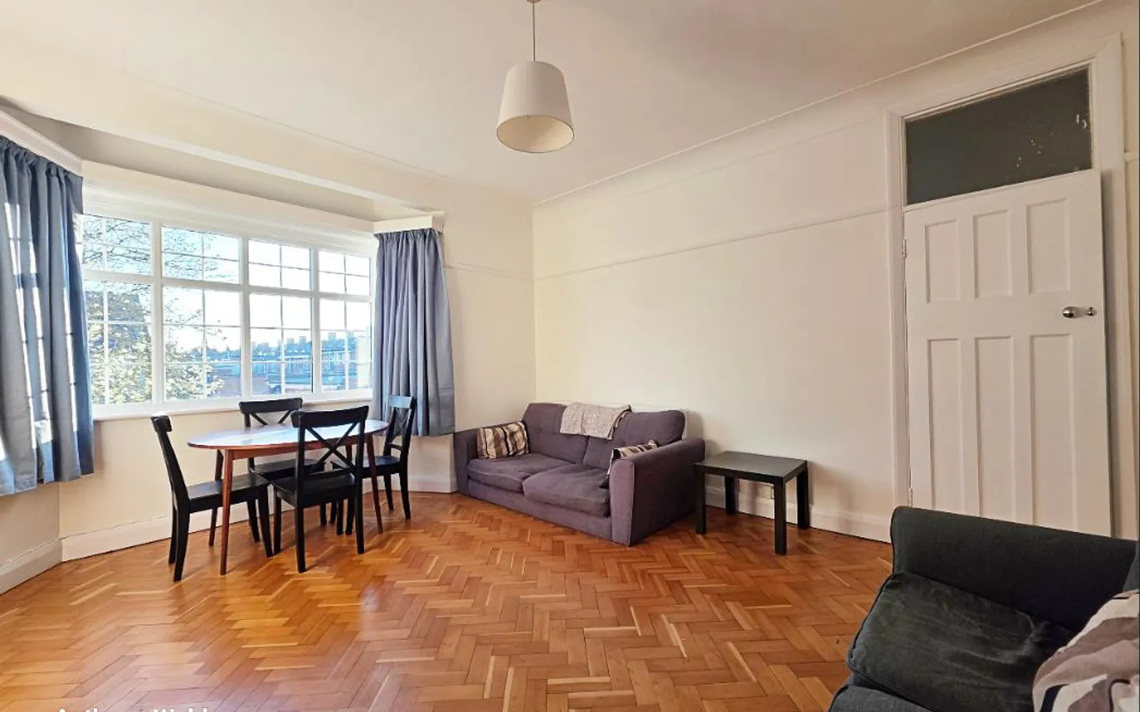 Flat Hazelwood Lane in London