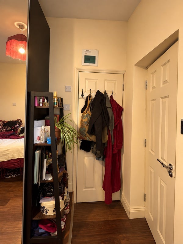 Room St Mary's Road in Greater London