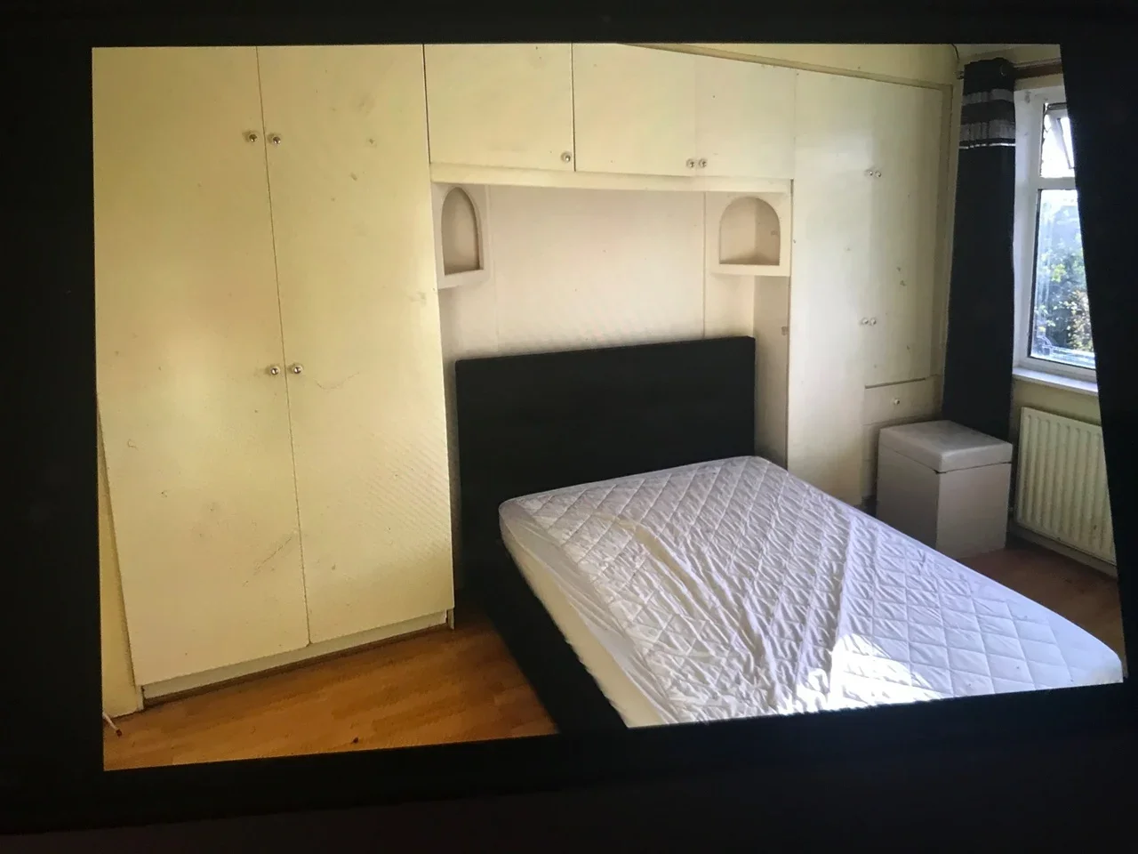 Room Lindisfarne Road in Greater London