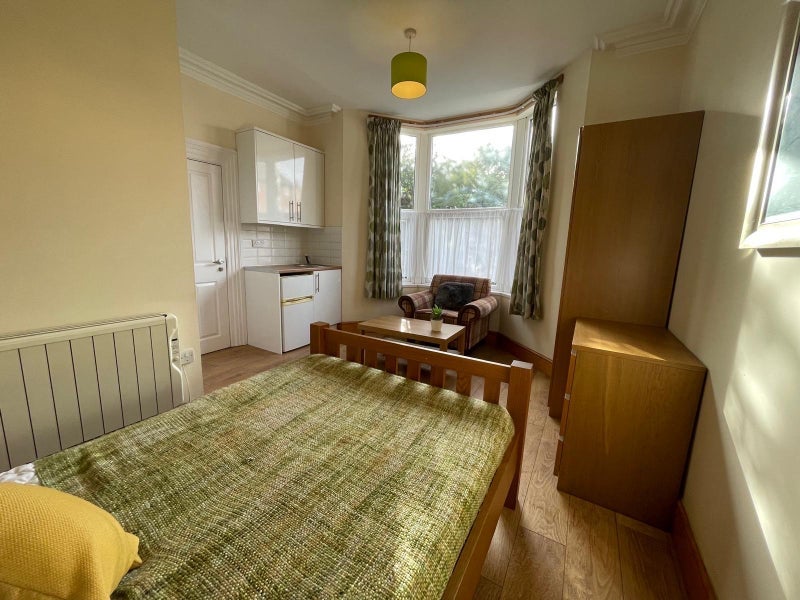 Room Station Street in Sandwell