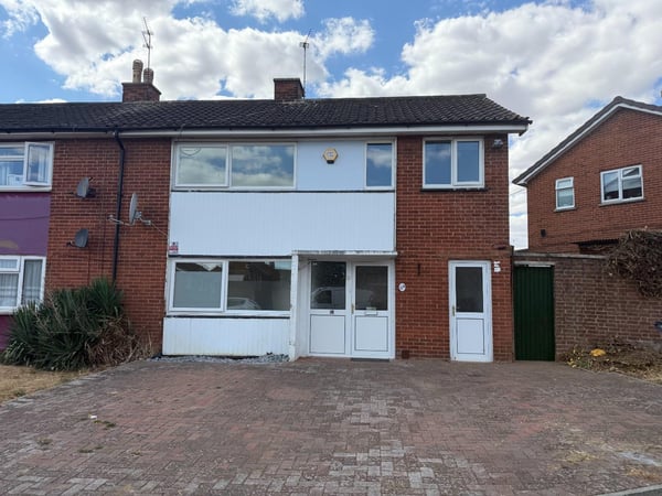 House Avon Drive in Birmingham