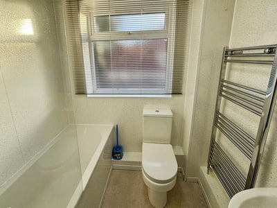 Flat Parsonage Road in Manchester