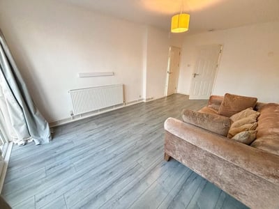 Flat Parsonage Road in Manchester
