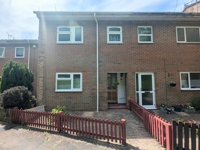 House Launcelot Close in Test Valley