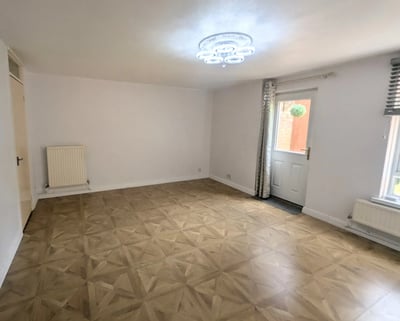 House Launcelot Close in Test Valley
