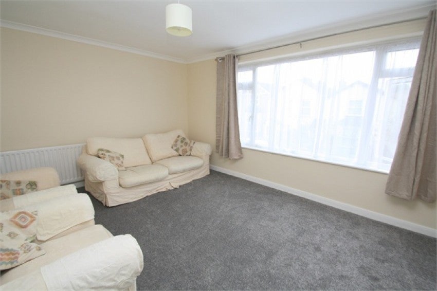 Flat Wyatt Road in Borough of Spelthorne