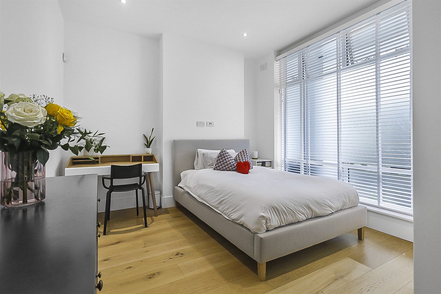 Flat Ennismore Gardens in City of Westminster