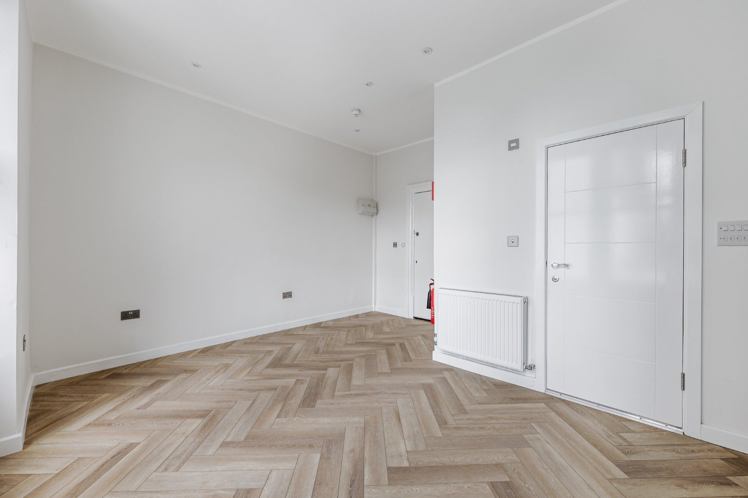 Flat Palliser Road in Greater London