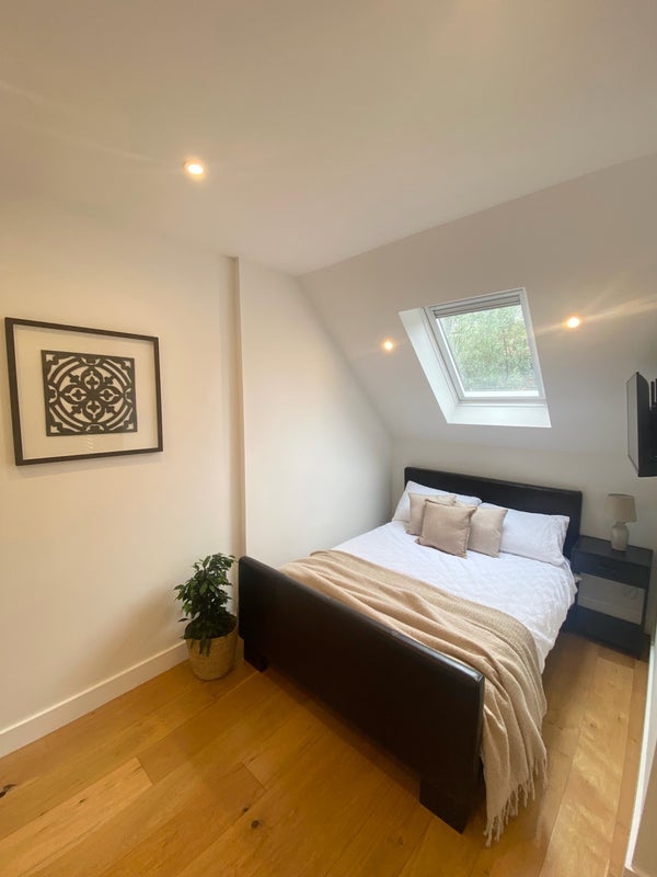 Room Horder Road in Greater London