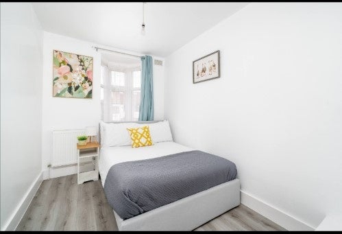 Room Munster Gardens in Greater London
