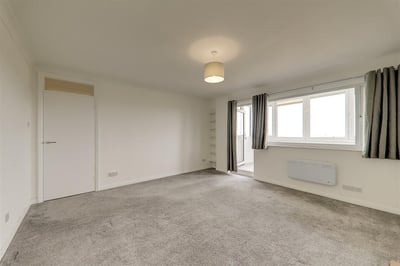 Flat Boundary Road in Worthing