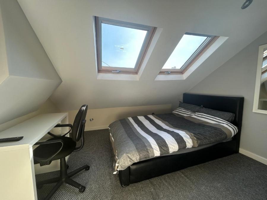 Room Conway Street in Stoke-on-Trent