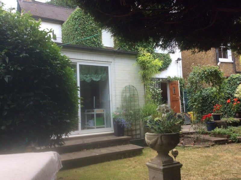 Flat The Myrke in Slough