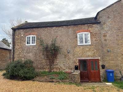 Flat Daventry Road in Daventry