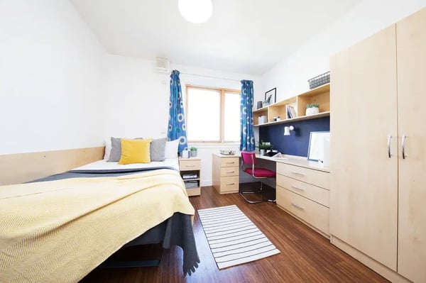 Room Blake Avenue in Gillingham