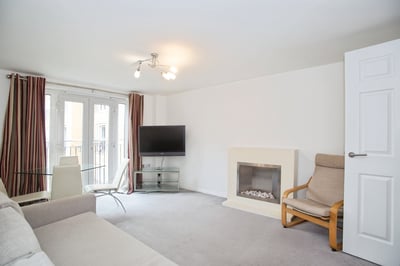 Flat Middlewood Street in Salford